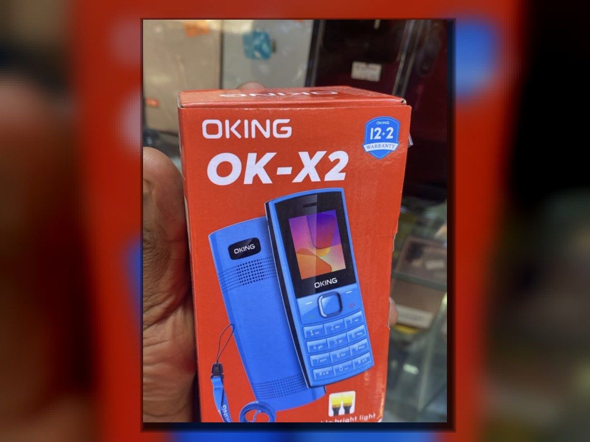 Téléphone OKING OK-X2 – double lampe torche