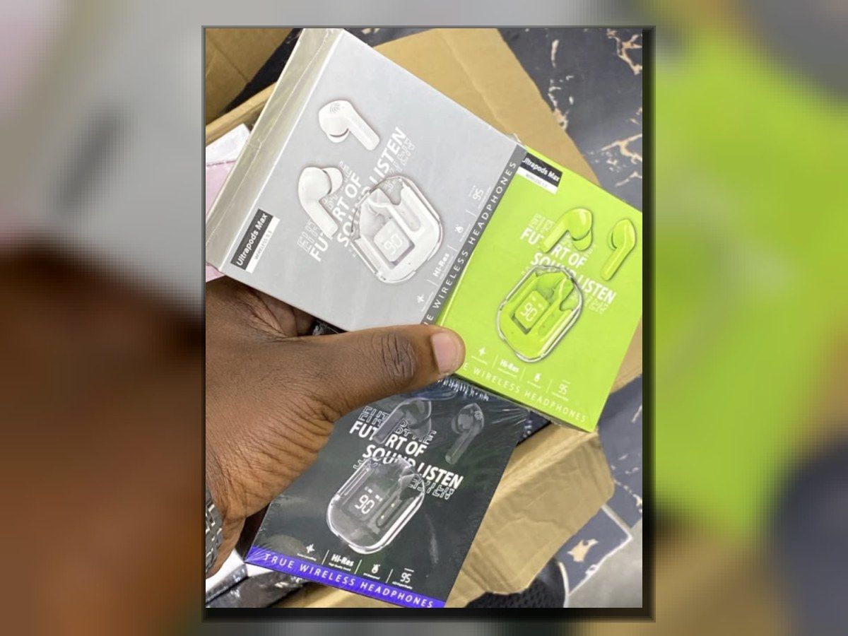 Écouteurs sans fil Ultrapods Max – boîtier transparent